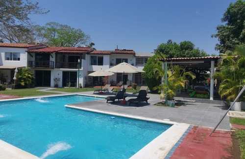 Ixtapa House | Siren House