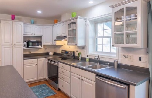 Oriental House | Sirena's Isle Retreat - Waterfront with private dock