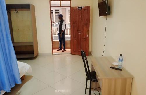 Kimana Bed & Breakfast | Sironosim Garden Hotel Ltd