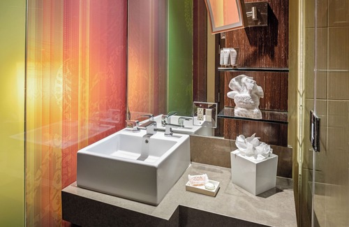 Beverly Hills Hotel | SIRTAJ - Beverly Hills