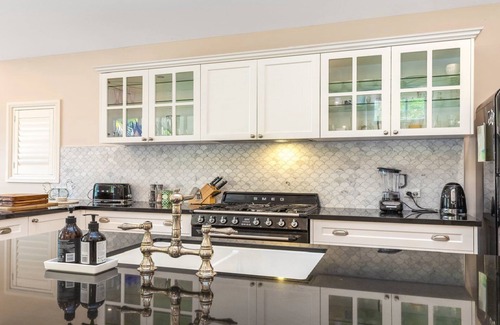 Pearl Beach House | Sister Bay by HolidayCo.