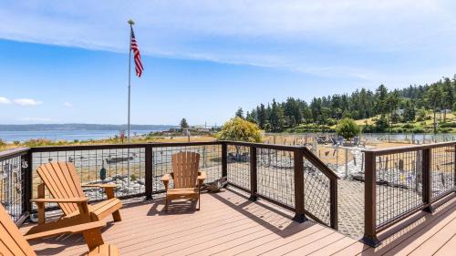 Coupeville House | Sisters by the Sound by AvantStay Beach Access