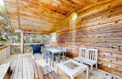 Manzanita House | Sitka House MCA 1354
