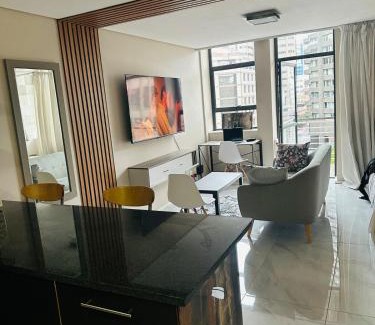 Cape Town City Centre Apartment | Six Fountains Hotel Private Apartment Suite