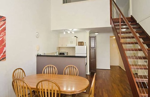 Broadwater Villa | Sixteen at Cape View Escapes - perfect for couplles and families!