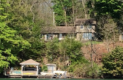 Skaneateles House | Skaneateles Family Lakehouse - Best Value on the Lake!