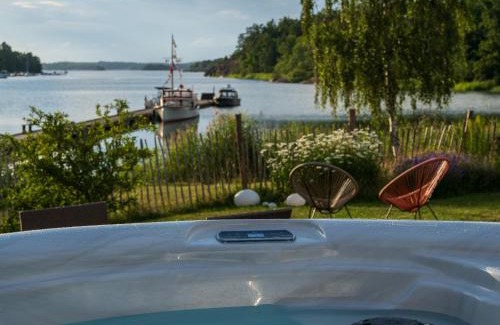 Varmdo Hotel | Skeviks Gård