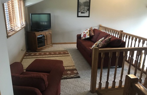 Clymer Condo | Ski and Golf Retreat by Hole 8