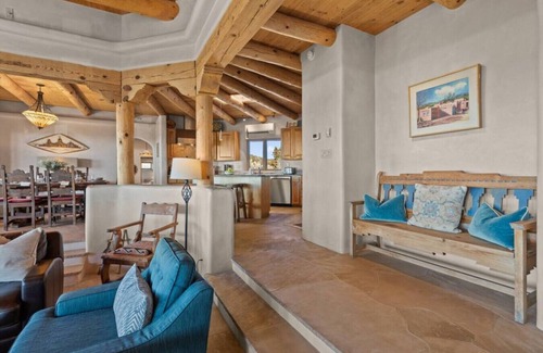 North Hills RV Rental | Ski Discounts! Sunset view with Hot tub, Game Room