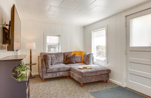 Frankfort House | Ski, Hike and Explore Frankfort Cottage with Fire Pit