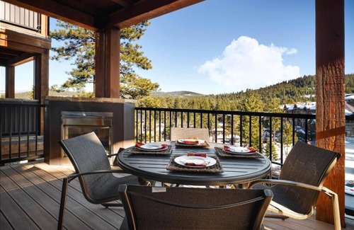 Truckee Resort | Ski In and Ski Out at Hyatt Northstar Lodge in Luxury 2 Bedroom Villa
