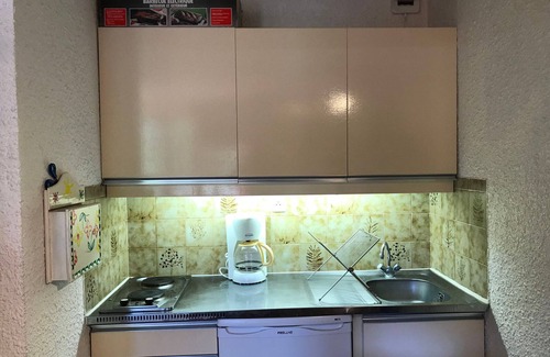 Correncon-en-Vercors Apartment | Ski-in/Ski-out Studio with Balcony in Corrençon-en-Vercors