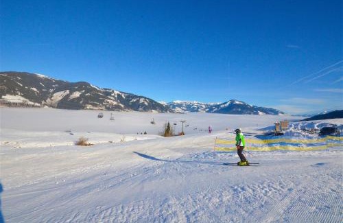 Kaprun House | Ski-in Ski-out Chalet Maiskogel 17A - by Alpen Apartments