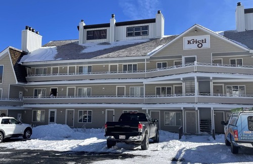 Brian Head Condo | Ski in ski out cozy condo retreat!