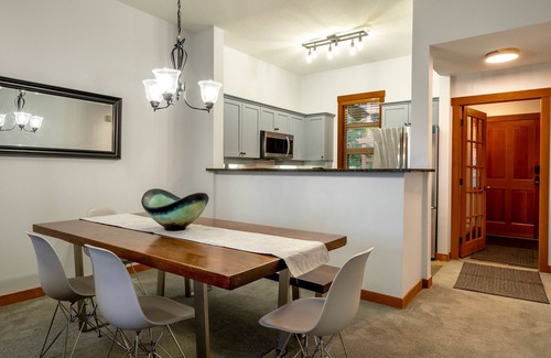 Upper Village House | Ski-In/Ski-Out | Mountain Views | Private Hot Tub | 2BR + Den | Managed by Aloha Whistler