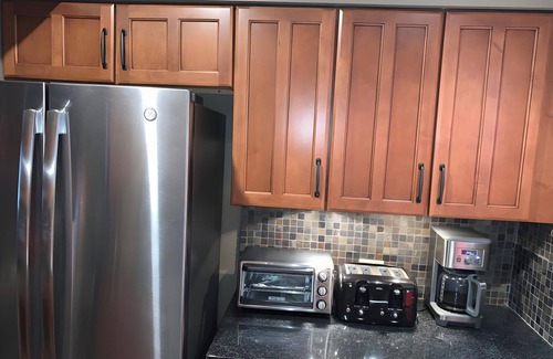 Central Vermont- Killington Condo | Ski-In/Ski-Out Sunrise Village Condo | 2BR, Fireplace, Pool