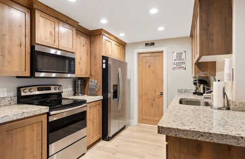 Brian Head Condo | Ski-Out Brian Head Condo - Top of Navajo Lift