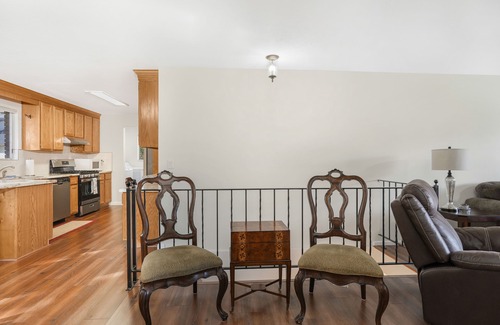 Sandy House | Ski Resort Comfy Vacation Home Minutes from Top Ski Resorts in Utah