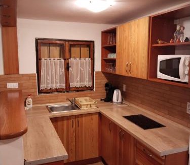 Prusanky Apartment | Sklep Jura