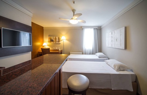 C A I C Hotel | Sky Borges Hotel Alpenhaus