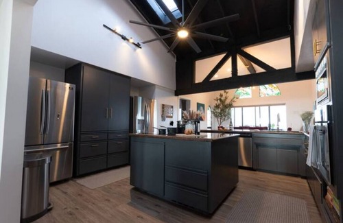 Crest House | Sky Candy Estate - Sunrise+Sunset Views, Pool, Spa