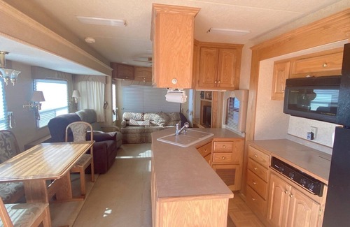 Rodeo House | Sky Gypsy RV-Skygazing, Birding, Hiking 36' One bedroom