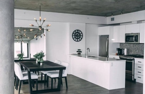 Connaught Apartment | Sky Palace