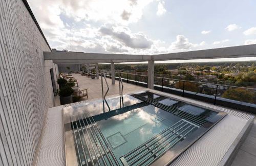 Druskininkai Apartment | Sky Pool Escape Luxury Apartment in Druskininkai Center