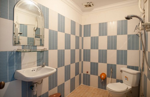Daun Penh House | SKY Residence - 50m to Museum and Riverside