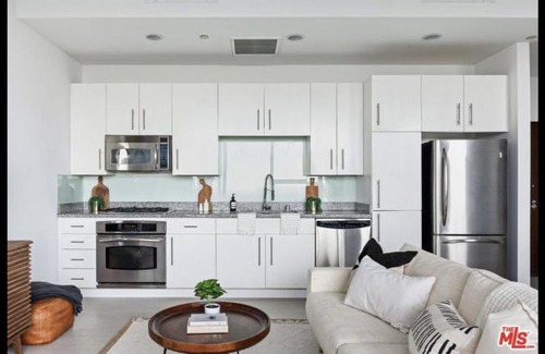 City West Apartment | Skybox Penthouse