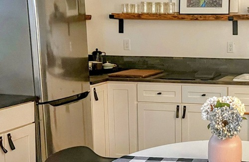 Cedar Hills Apartment | Skye's abode