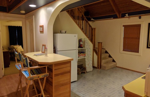 Ashford Apartment | Skyline Suite @ Alexander's Lodge [No Pets, NO Breakfast]- 1 Mile from entrance