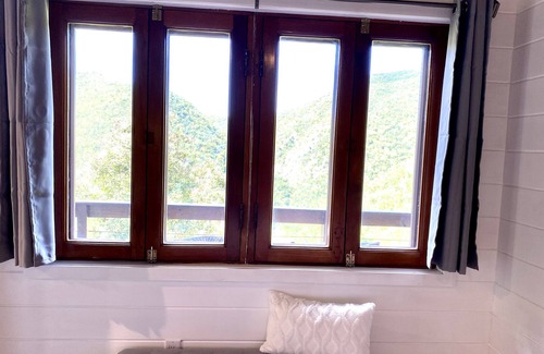 Rendezvous Bay Apartment | Skytop Studio- Pool- National Park View- 1 Bedroom
