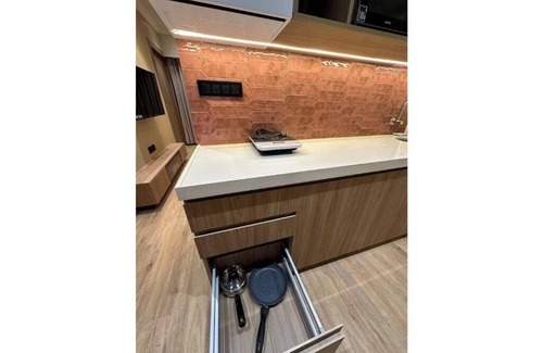 Khar Apartment | Skyview B : A Cozy Apartment