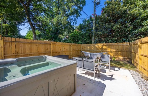 Columbia Villa | Slam Dunk *NEW HOT TUB*