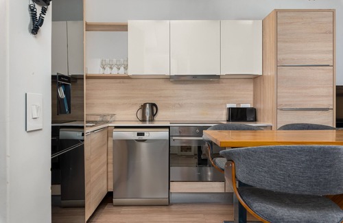 Century City Apartment | Sleek 2 Bedroom Matrix Apartment