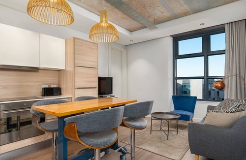 Century City Apartment | Sleek 2 Bedroom Matrix Apartment