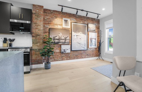 Chatham-Kent Apartment | Sleek Brand New 1 Bedroom - Downtown Luxury!