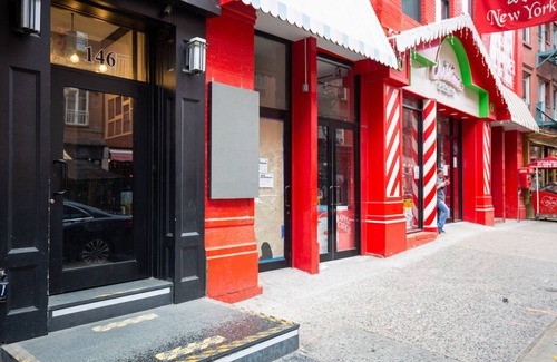 Little Italy Apartment | Sleek Little Italy 1BR w/in-unit W/D, short walk to SoHo, by Blueground