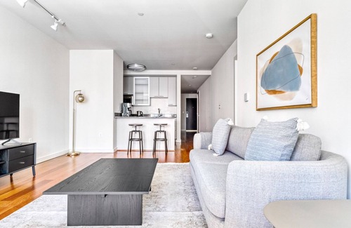 West End Apartment | Sleek North Station 1BR w/W/D & Gym, near TD Garden, by Blueground
