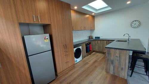 Saint Kilda House | Sleek Suite By The Sand 2-bedroom