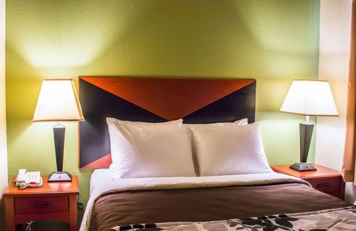 Wetmore Hotel | Sleep Inn and Suites at Six Flags