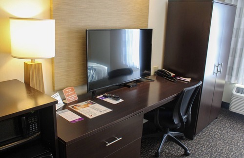 Mountain View District Hotel | Sleep Inn Bend Crossroads Plaza