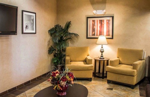 Wetmore Hotel | Sleep Inn & Suites at Six Flags