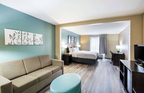 Dunmore Hotel | Sleep Inn & Suites Dunmore