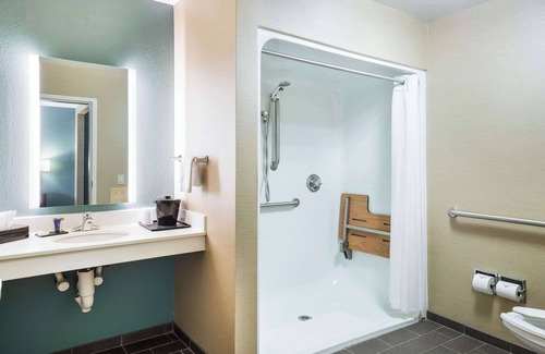 Dunmore Hotel | Sleep Inn & Suites Dunmore