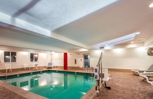 Edmond Hotel | Sleep Inn & Suites Edmond near University