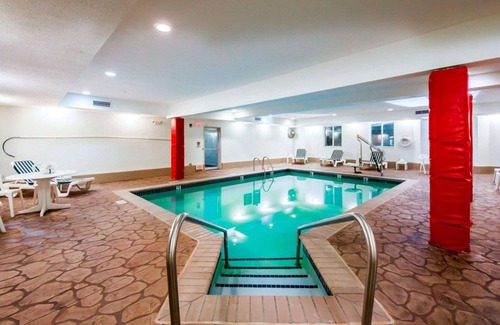 Edmond Hotel | Sleep Inn & Suites Edmond near University