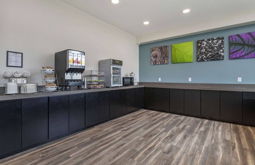 Franklin Hotel | Sleep Inn & Suites Milwaukee/Franklin