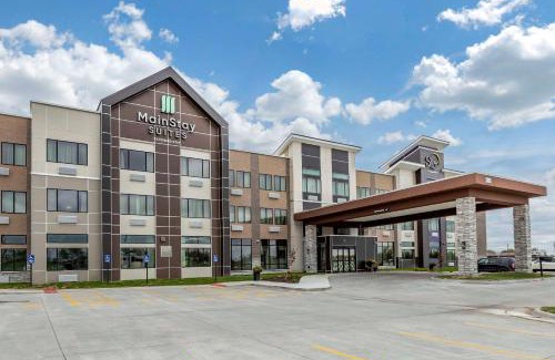 Franklin Hotel | Sleep Inn & Suites Milwaukee-Franklin